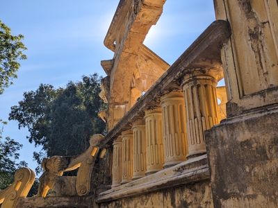 The coloseum of light at Da Vince Cafe